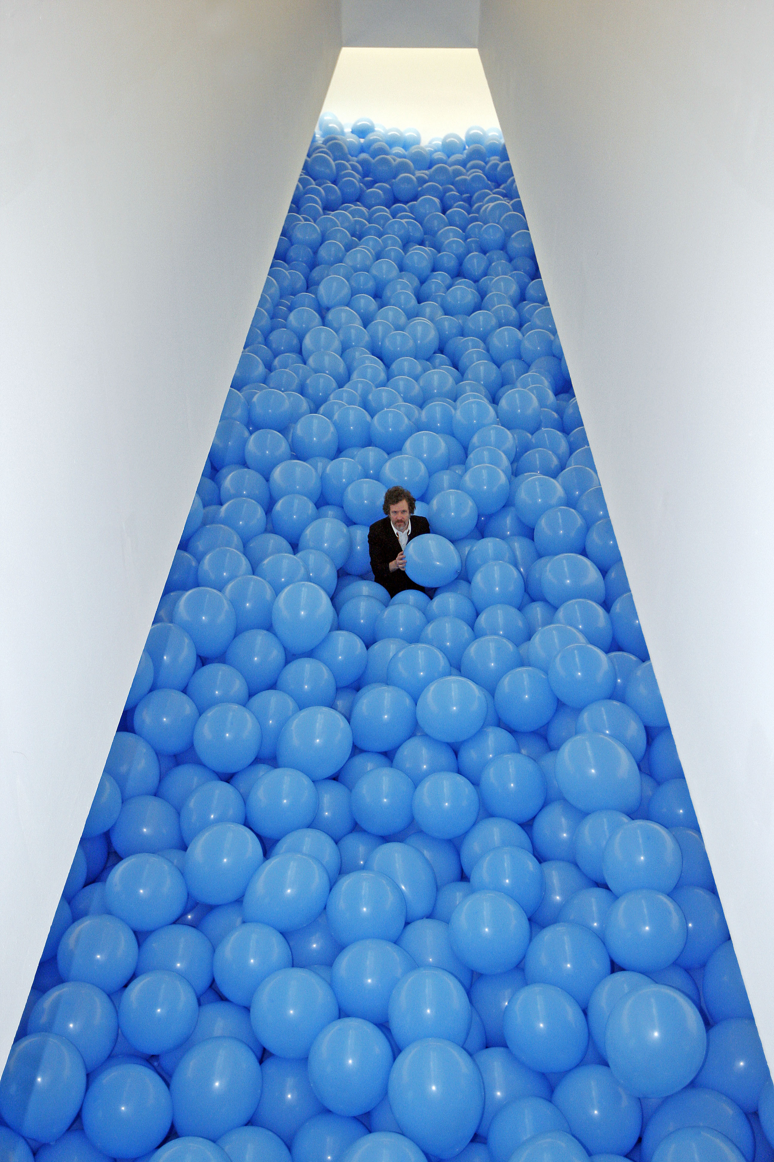 Martin Creed na súa instalación